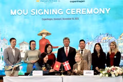 Vietnam Airlines a signé un accord de coopération stratégique avec Greater Copenhagen Connected sur la promotion du tourisme et le développement du marché en Europe du Nord, jetant ainsi les bases d'un développement des activités de promotion des destinations vietnamiennes. Photo: VNA