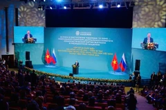 le secrétaire général du Parti communiste du Vietnam (PCV) Tô Lâm prononce un discours à la RANEPA. Photo: VNA