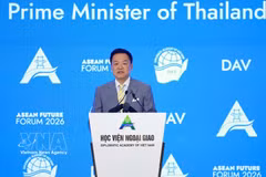Le Premier ministre thaïlandais Anutin Charnvirakul s'exprime lors de la séance d'ouverture de l'AFF 2026. Photo: VNA