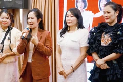 Des actrices du court-métrage « Petite allée des droits des femmes : Indépendance – Liberté – Bonheur ». Photo : équipe du film