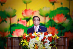 Le Premier ministre Pham Minh Chinh, président du Conseil central d’émulation et de récompense, lance le mouvement d’émulation patriotique pour la période 2026-2030. Photo: VNA