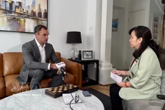 Jarrod Leak, directeur exécutif de l’Alliance australienne pour la productivité énergétique (A2EP) dans une interview accordée à la correspondante de l’Agence vietnamienne d’information (VNA) à Sydney. Photo : VNA
