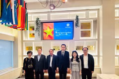 Le ministre Nguyen Van Hung, à la tête d'une délégation vietnamienne pour visiter et collaborer avec l'Organisation des Nations Unies pour le tourisme. Photo : ONU Tourisme