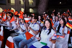 Des jeunes Vietnamiens résidant à l’étranger au Camp d’été du Vietnam 2024. Photo : VNA