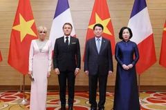 Actualité de la semaine: Le président français Emmanuel Macron effectue une visite d’Etat au Vietnam