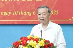 Le secrétaire général du Comité central du Parti communiste du Vietnam, To Lam s'exprime lors de la réunion. Photo : VNA
