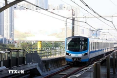 La ligne de métro Bên Thành - Suôi Tiên augmente le nombre de trajets pour servir les gens. Photo: VNA