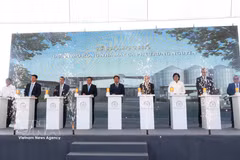 Lors de la cérémonie de mise en chantier et de lancement des travaux du système d’usines de café Trung Nguyên Legend. Photo : VNA