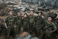 Sourires dans les coulisses de « Red Rain ». (Photo : fournie par l'équipe du film)