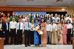 Un cours de formation pour enseignants de vietnamien. Photo : VNA