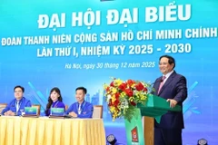La séance solennelle du premier Congrès de l’Union de la jeunesse communiste Ho Chi Minh du gouvernement pour le mandat 2025-2030 s’est tenue le 30 décembre à Hanoï, en présence du Premier ministre Pham Minh Chinh. Photo : VNA