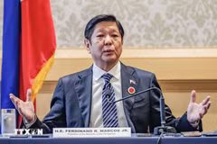 Le président philippin Ferdinand Romualdez Marcos Jr. prend la parole lors d'une conférence de presse. Photo: Kyodo/VNA
