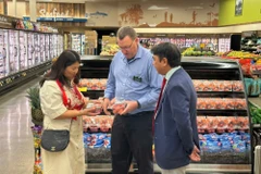 Début juillet, le litchi vietnamien a fait son entrée, pour la première fois, dans les rayons de Costco, la plus grande chaîne de supermarchés de détail aux États-Unis et au Canada. Photo : Tạp chí Công thương