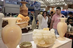 Foire d’Automne 2025 : affluence au pavillon des pierres précieuses
