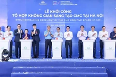 Le Premier ministre Pham Minh Chinh assiste à la mise en chantier d’un pôle technologique à Hanoï