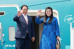 Le Premier ministre Pham Minh Chinh, et son épouse Le Thi Bich Tran, quittent Hanoï pour le Brésil afin de participer au Sommet élargi des BRICS 2025 et de mener des activités bilatérales. Photo : VNA