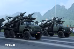 Des chars et missiles lors d'une répétition conjointe en vue du 80e anniversaire de la Fête nationale