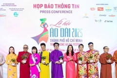 La 11e Fête de l'ao dài (tunique traditionnelle vietnamienne) de Ho Chi Minh-Ville 2025 se déroule du 1er au 9 mars,. Photo : VNA