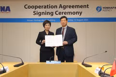 Vu Viet Trang, directrice générale de la VNA, et Hwang Dae Il, président de Yonhap. Photo : VNA