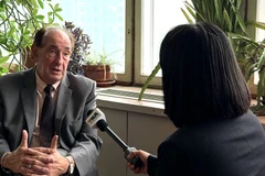 Le professeur et docteur en économie Georgy Toloraia, directeur exécutif du Comité national d’études sur les BRICS et directeur du Centre de stratégie russe en Asie de l’Institut d’économie de l’Académie des sciences de Russie. Photo : VNA