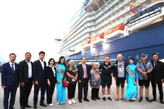 Les touristes ont été impressionnés par l'accueil chaleureux de la province de Quang Ninh à l'occasion du Nouvel An. Photo : baoquangninh.vn.jpg