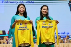 Les deux maillots les plus prestigieux des deux tournois. Photo : nhandan.vn