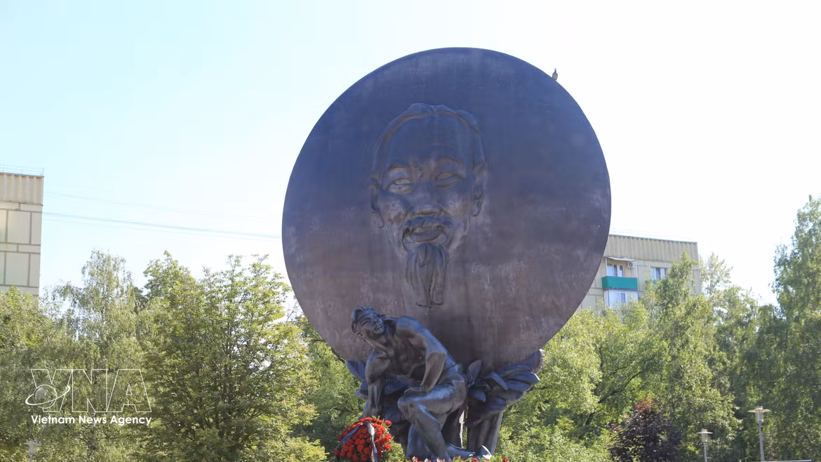 Moscou : la place Hô Chi Minh demeure l'emblème indéfectible de l'amitié vietnamo-russe