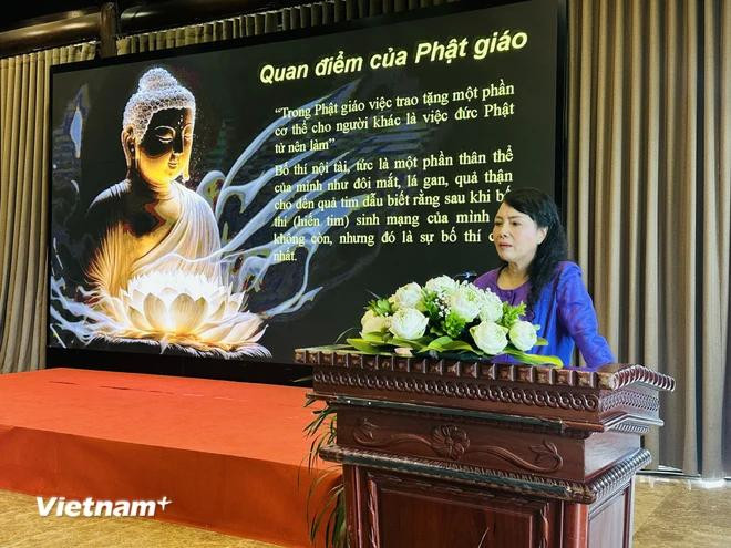 Le professeur agrégé Nguyen Thi Kim Tien, président de l'Association vietnamienne pour le don d'organes et de tissus. Photo : VietnamPlus 2.webp