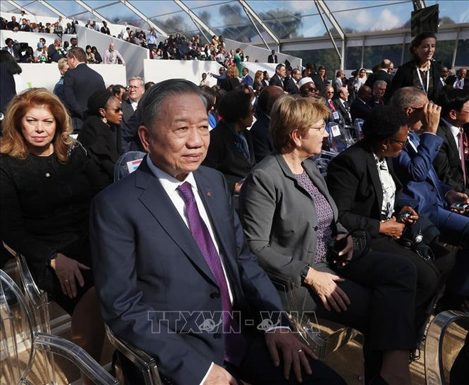 Le dirigeant To Lam au Sommet de la Francophonie en France. Photo : VNA To Lam 2.jpg