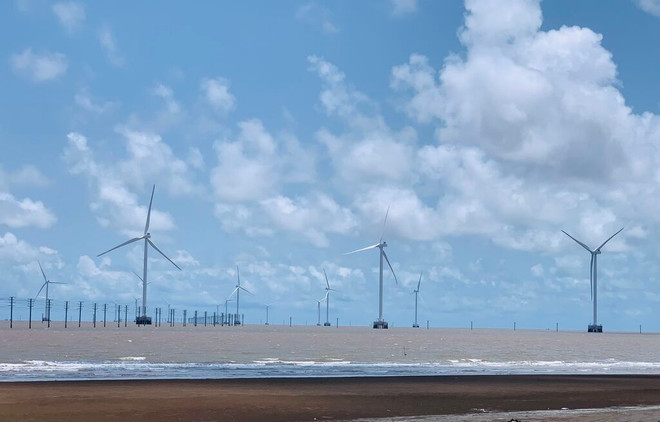 Un parc éolien de Bên Tre.Photo: Tân Dat/CVN 3.jpg
