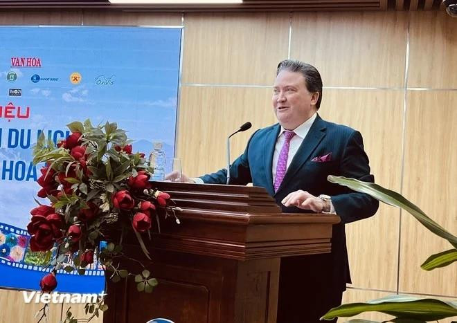 Marc E. Knapper, ambassadeur des États-Unis au Vietnam, prend la parole lors de la conférence de presse sur le programme. Photo : VietnamPlus fp799ige-6030.png.webp