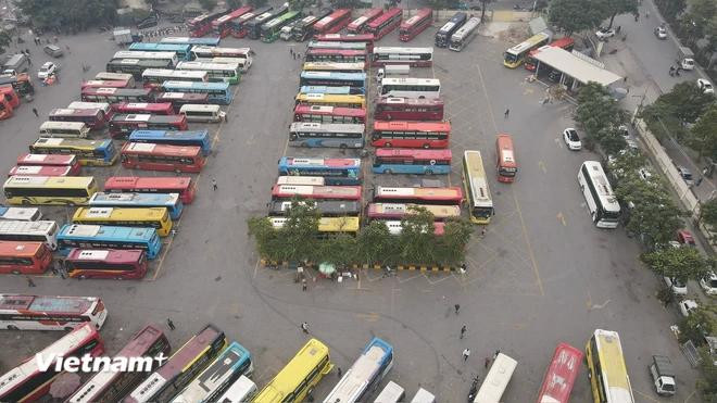 Exploiter efficacement le réseau de transport reliant la capitale Hanoï et les ports maritimes à d'autres localités. Photo : Vietnam+ 002.webp