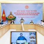 Le Premier ministre préside une réunion sur la reconstruction après les catastrophes naturelles au Centre. Photo : VNA