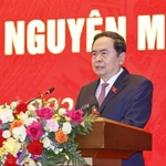 Le président de l’Assemblée nationale, Tran Thanh Man, également président du Comité d’organisation du forum, prononce un discours d’orientation lors du forum. Photo : VNA