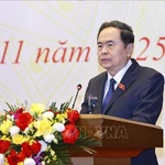 Le président de l’Assemblée nationale Tran Thanh Man préside une conférence de bilan sur la prévention et la lutte contre la corruption, le gaspillage et les pratiques malsaines au sein de l’organisation du Parti de l’Assemblée nationale. Photo : VNA