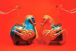 "Cheval aux fleurs d’abricot". Photo: nhandan.vn
