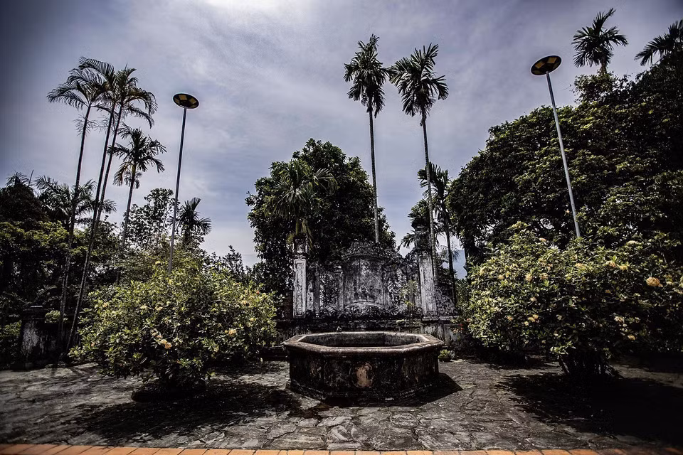 L’espace de vie de la lignée des Dinh Công, situé à Muong Coi, commune de Luong Son, province de Phu Tho, conserve encore de nombreux traits anciens et empreints d’authenticité. Photo: VNA