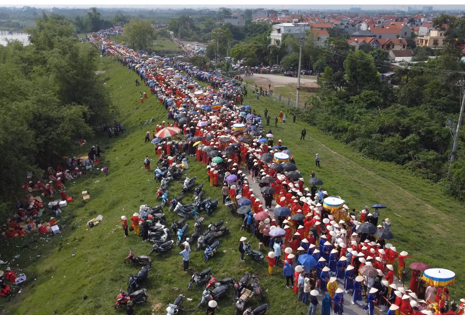 a Fête de Giong est un événement profondément ancré dans la vie de la commune de Phù Dông, mobilisant une large et fervente participation de ses habitants.