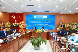 Séminaire international organisé par l’Institut de l’État et du Droit et la FNF à Hanoï. Photo: VNA