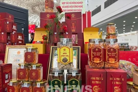 Des produits de la coopérative Sukova, présentés à la Foire du Printemps 2026. Photo: VNA