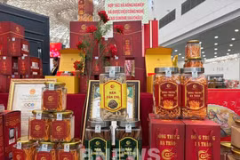 Des produits de la coopérative Sukova, présentés à la Foire du Printemps 2026. Photo: VNA