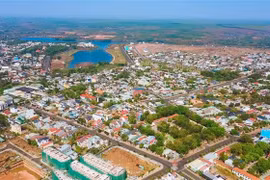 La ville de Dông Xoai est la capitale provinciale de la province de Binh Phuoc, reconnue comme ville en 2018, et s'efforce de devenir une ville satellite moderne et animée de Hô Chi Minh-Ville. Photo: VNA