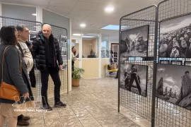 L'exposition se déroule du 3 au 13 février à l'Hôtel de Ville de Châteaudun, en région Centre-Val de Loire. Photo: VNA