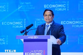 Le Premier ministre Pham Minh Chinh s'exprime au Forum économique d’automne 2025. Photo: VNA