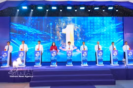 Mise en chnatier de la centrale solaire Dau Tieng 5 à Tay Ninh. Photo: VNA