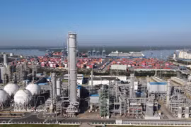 L'usine chimique Hyosung, une entreprise à capitaux sud-coréens, est située dans le quartier de Tan Phuoc, à Hô Chi Minh-Ville. Photo: VNA