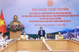 Le Premier ministre Pham Minh Chinh fixe l'objectif d'achever 2.476 km d’autoroutes au 19 août. Photo: VNA