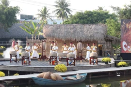Autant d’activités qui invitent à ralentir le rythme et à s’imprégner pleinement de l’âme du Têt vietnamien. Photo: VNA