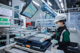 Les investissements directs étrangers réalisés au Vietnam au cours des deux premiers mois de 2026 ont atteint environ 3,21 milliards de dollars. Photo: VNA