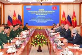 Entretien entre le ministre de la Défense, Phan Van Giang, et Nikolaï Patrouchev, conseiller du président russe Vladimir Poutine et président du Conseil maritime de Russie. Photo: VNA